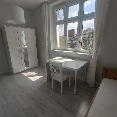 Pokoje Ul Grunwaldzka 44 Apartment Poznan